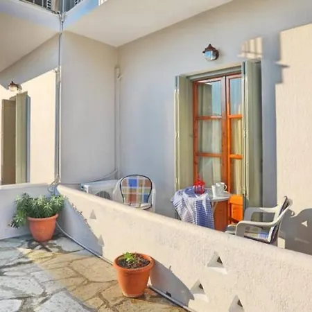Vasilis Studios بيت ضيافة